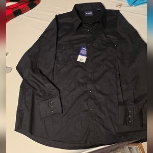 Wrangler Men's Button up size 4x NWT